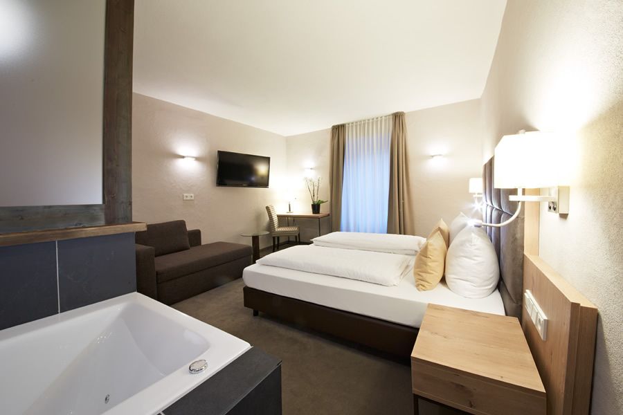 Zimmer 5 Superior Doppelzimmer Whirlppol